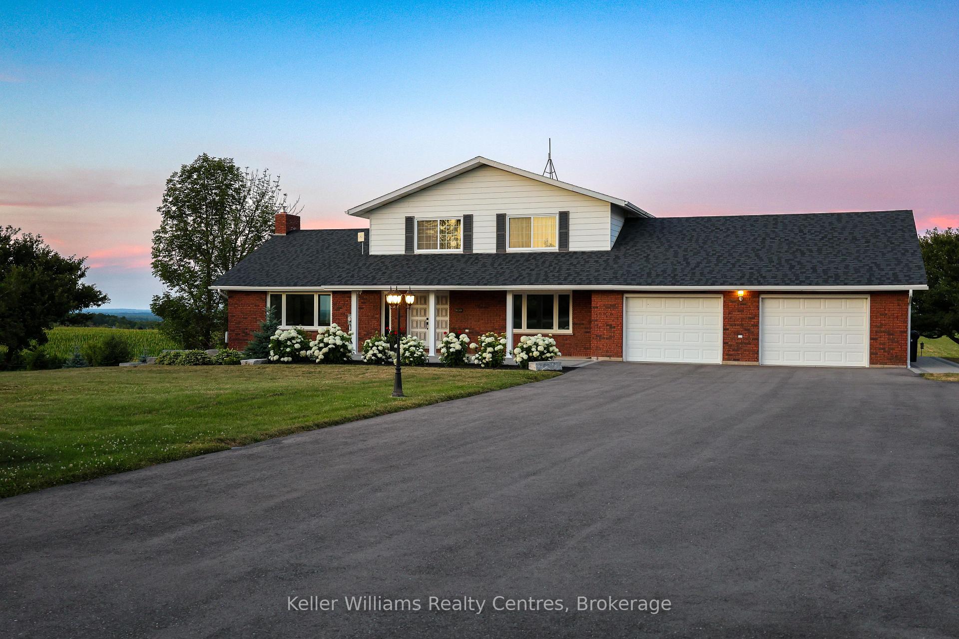 Front of 2219 County Rd 42