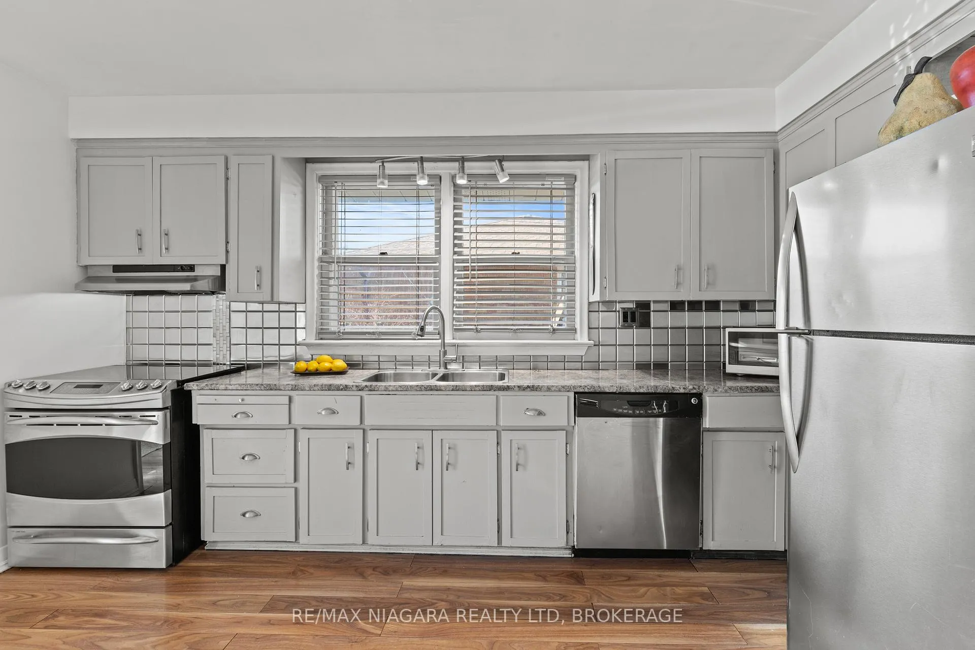 Photo 10 of 96 Terrace Drive, Hamilton, Balfour — HOMEH