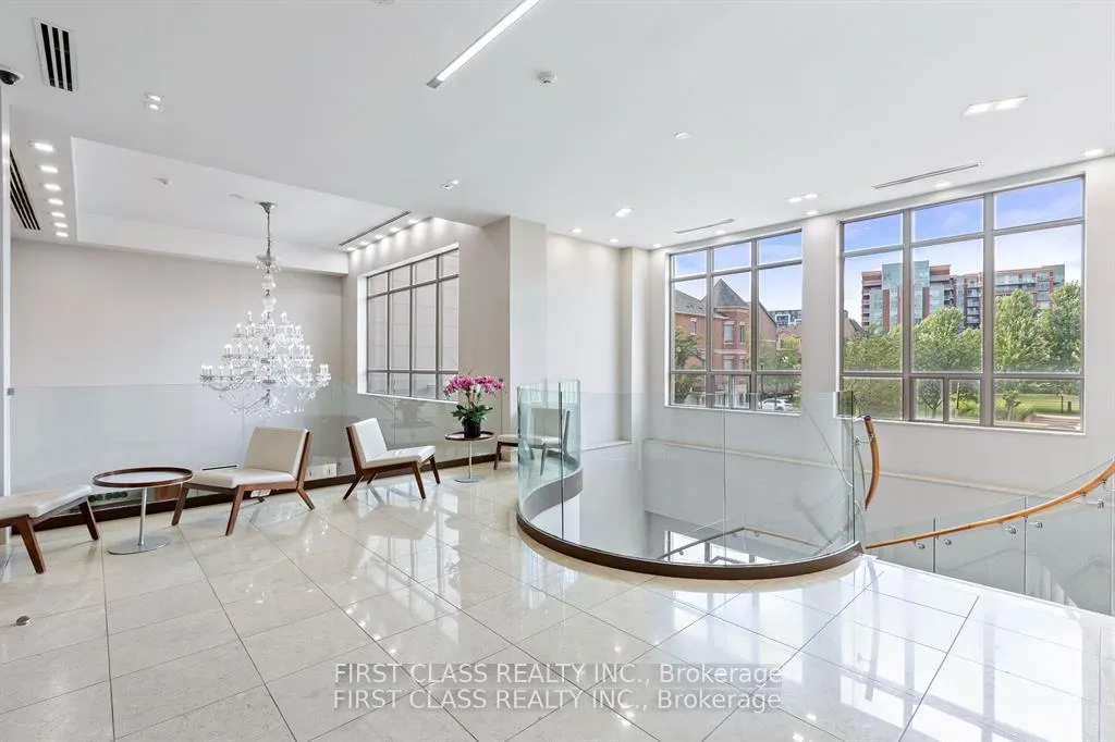 Photo 12 of Unit 805, 37 Galleria Parkway, Markham, Commerce Valley — HOMEH