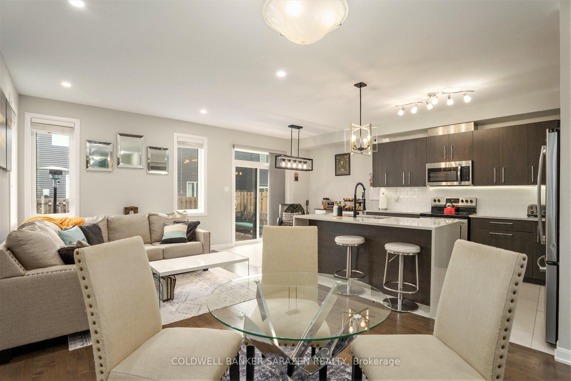 Photo 9 of 2067 Caltra Crescent, Ottawa, Barrhaven - Half Moon Bay — HOMEH