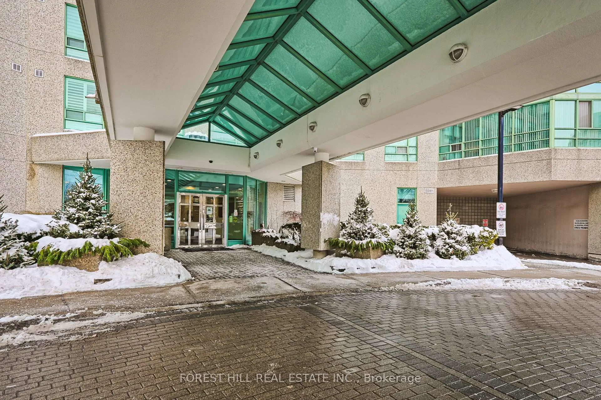Photo 1 of Unit 904, 7805 Bayview Avenue, Markham, Aileen-Willowbrook — HOMEH
