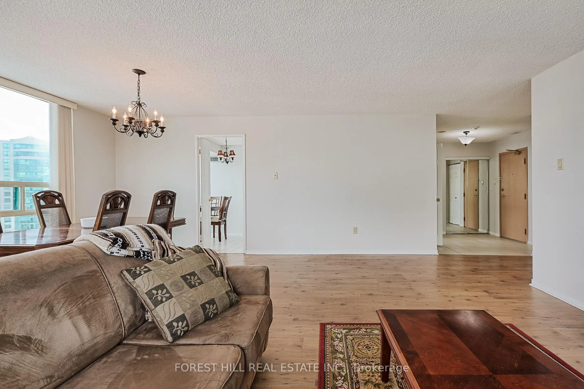 Photo 9 of Unit 904, 7805 Bayview Avenue, Markham, Aileen-Willowbrook — HOMEH