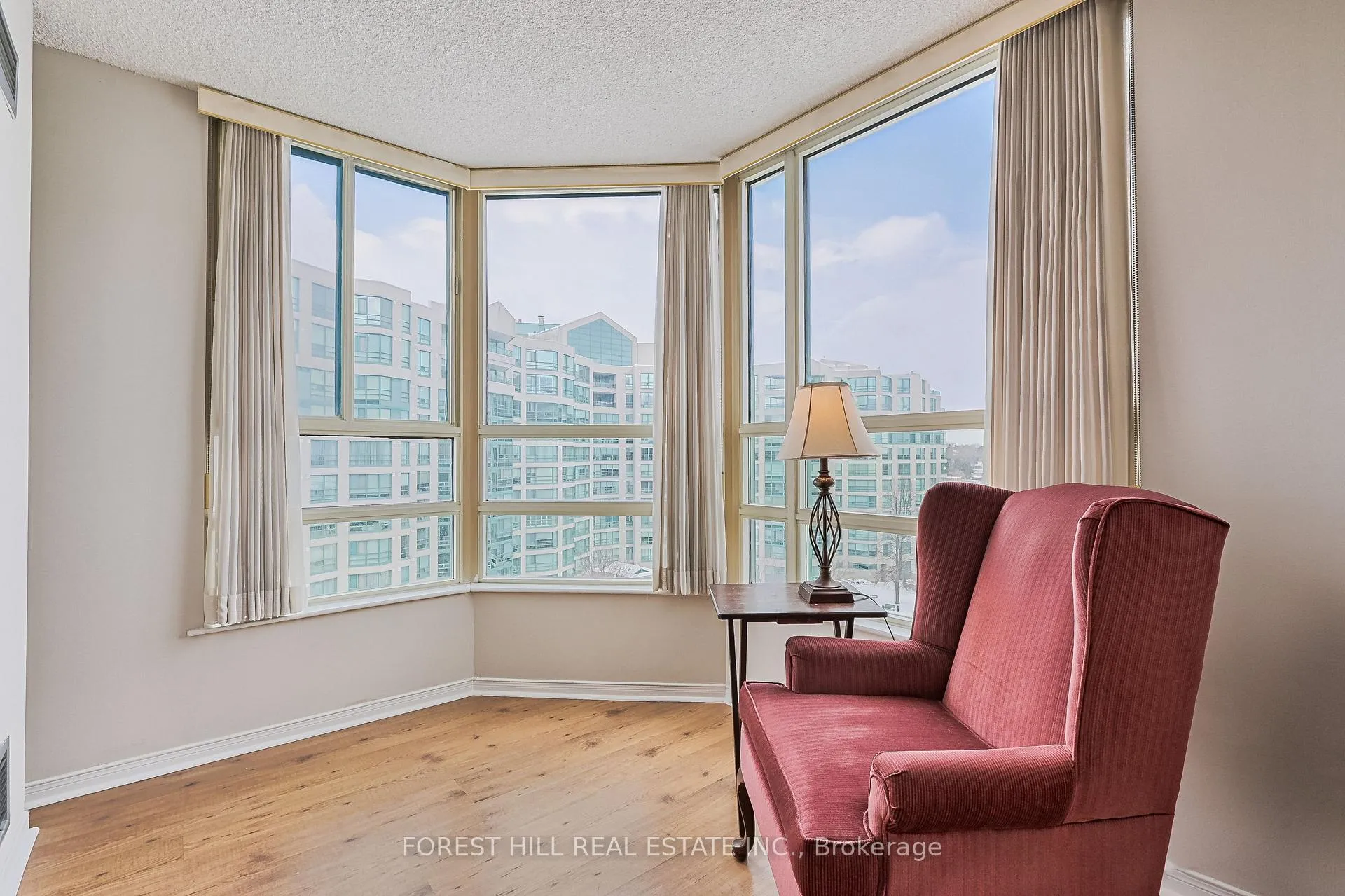 Photo 10 of Unit 904, 7805 Bayview Avenue, Markham, Aileen-Willowbrook — HOMEH