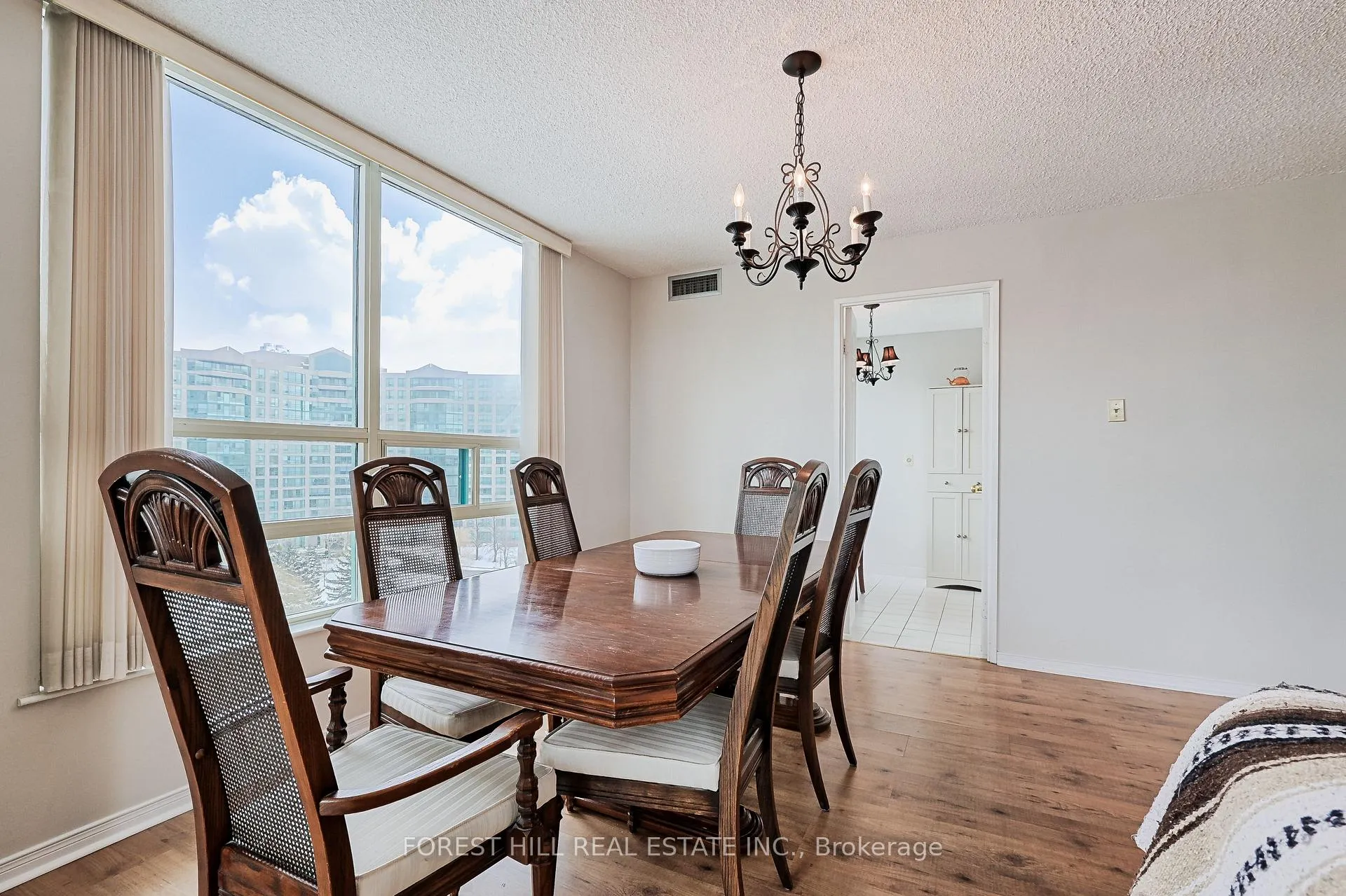 Photo 12 of Unit 904, 7805 Bayview Avenue, Markham, Aileen-Willowbrook — HOMEH