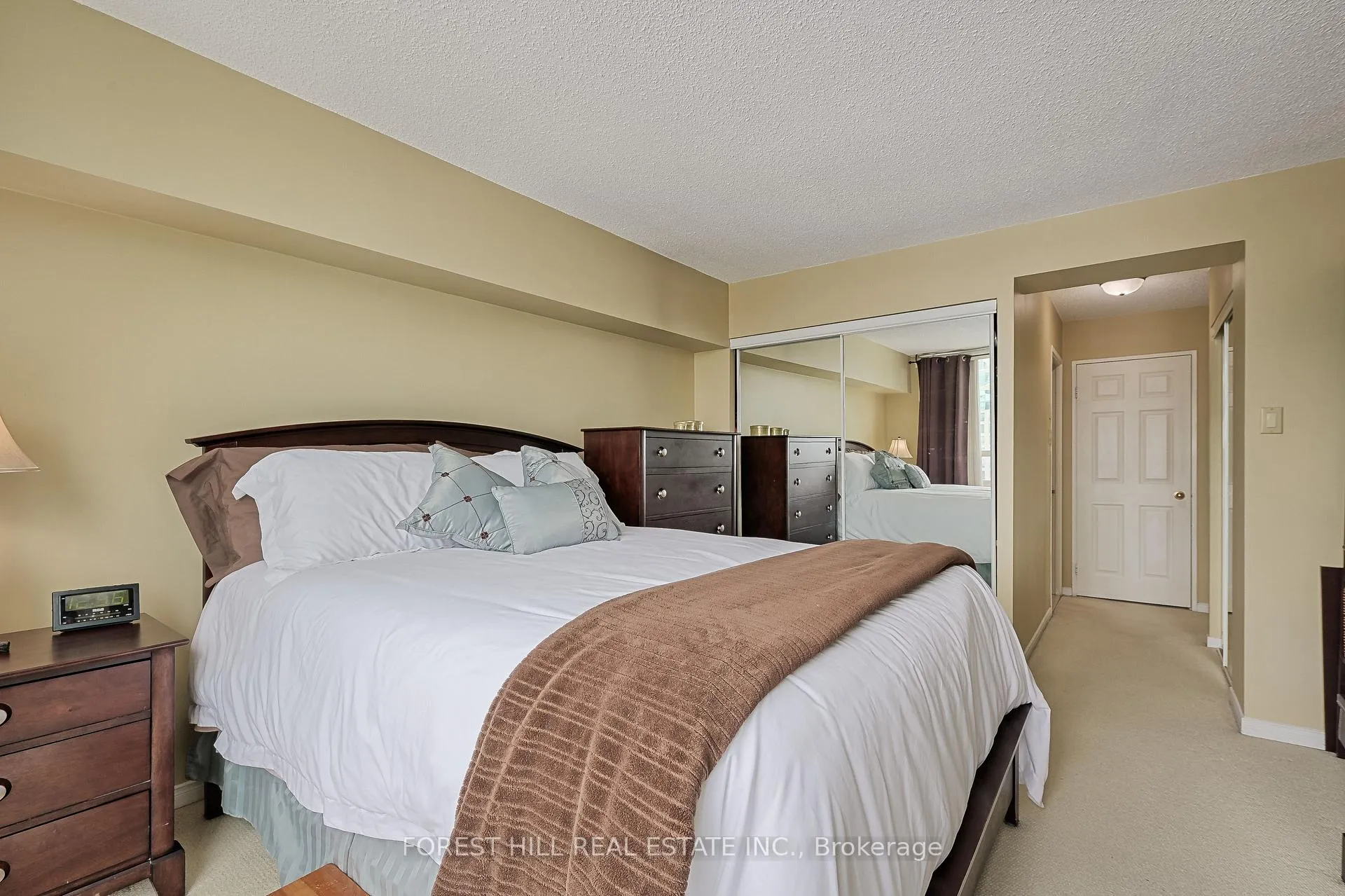 Photo 22 of Unit 904, 7805 Bayview Avenue, Markham, Aileen-Willowbrook — HOMEH