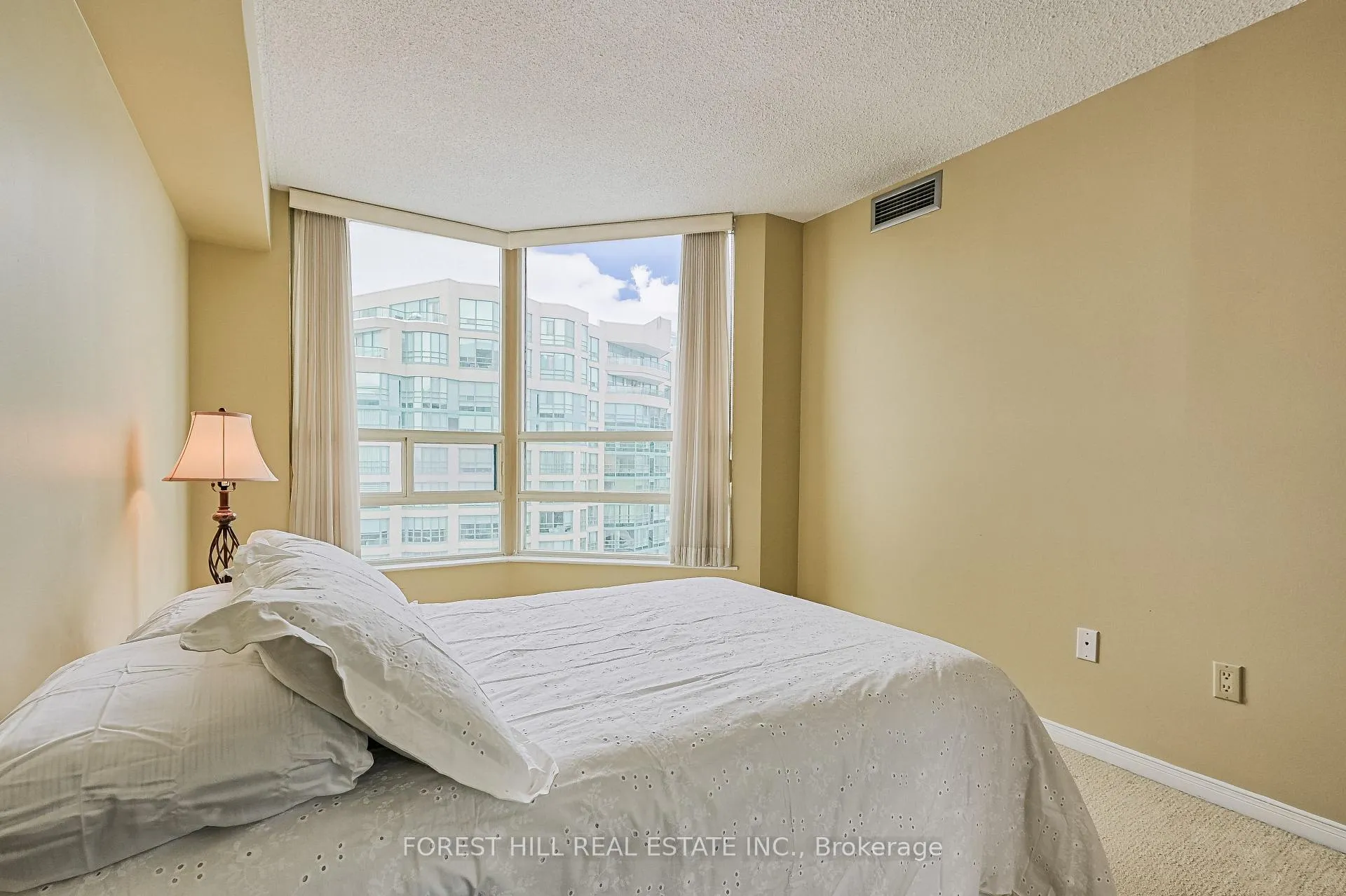 Photo 27 of Unit 904, 7805 Bayview Avenue, Markham, Aileen-Willowbrook — HOMEH
