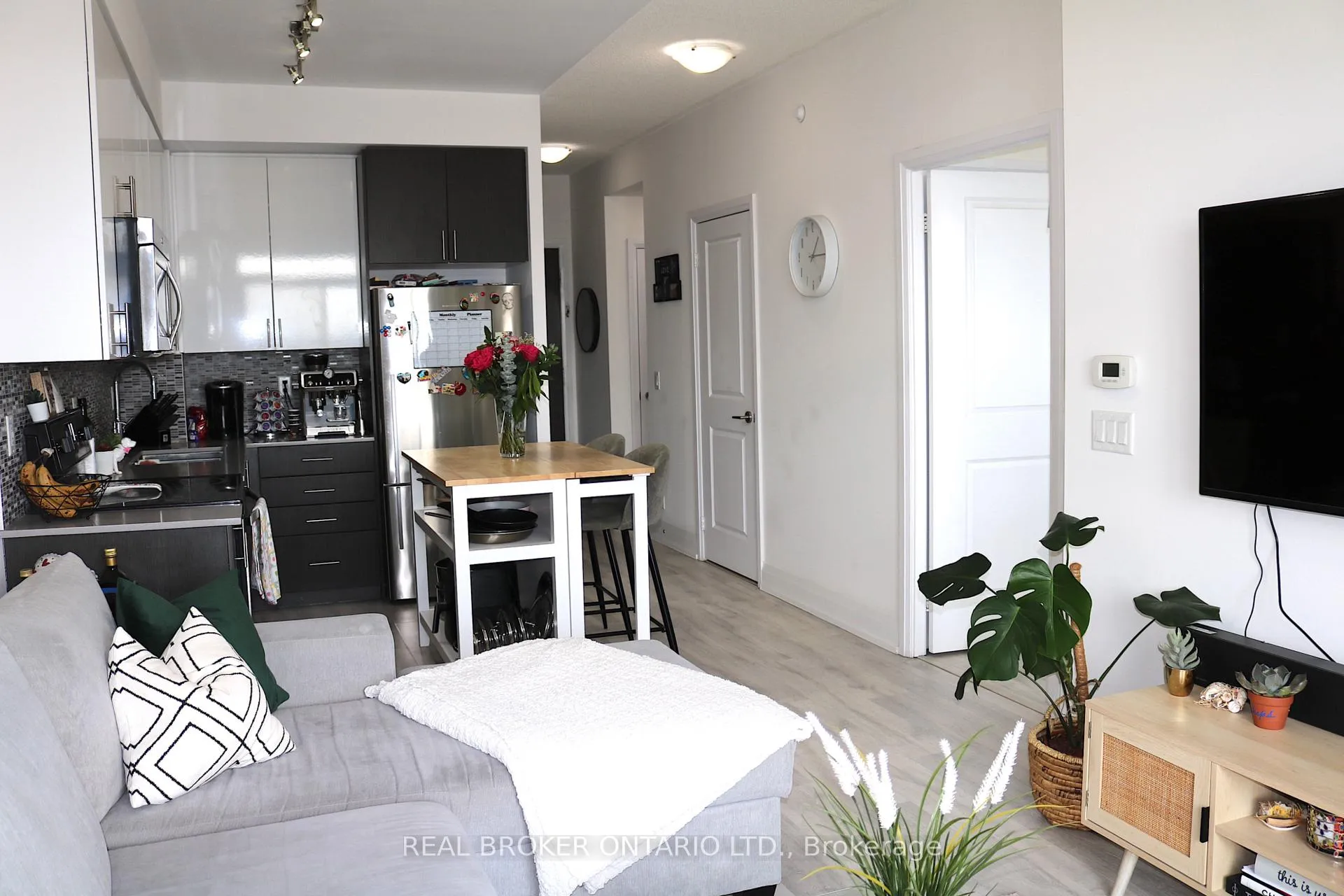Photo 10 of Unit 2206, 7890 Bathurst Street, Vaughan, Beverley Glen — HOMEH