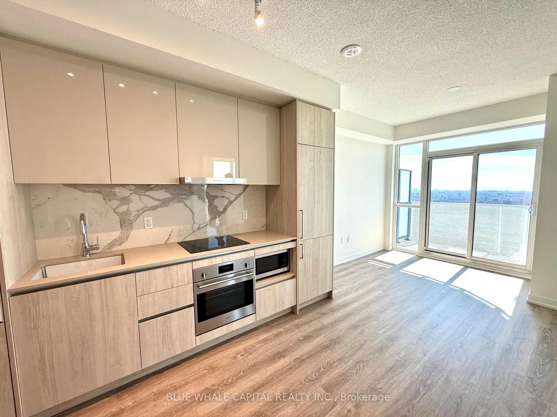 Photo 5 of Unit 4606, 195 Commerce Street, Vaughan, Vaughan Corporate Centre — HOMEH