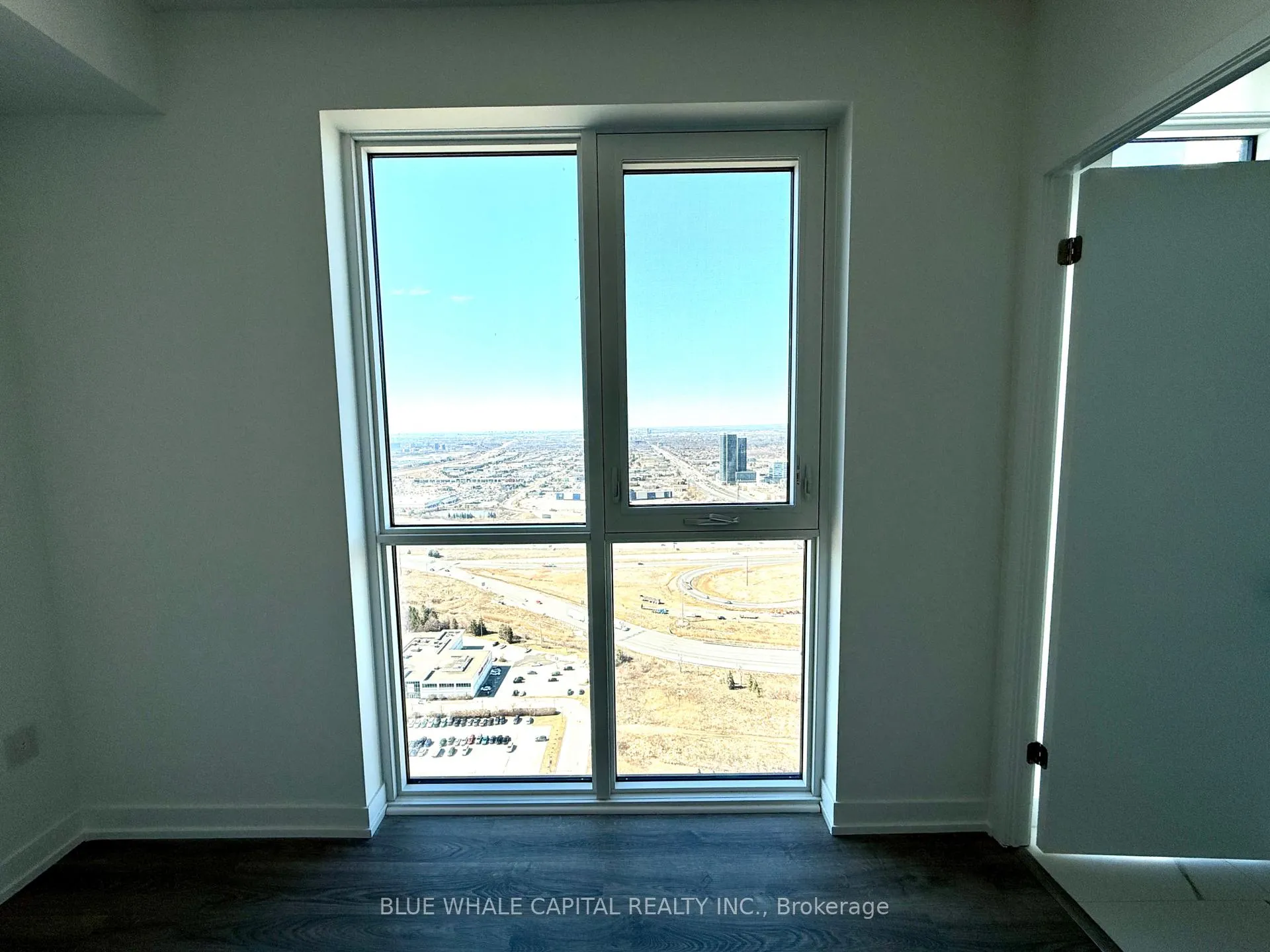 Photo 13 of Unit 4606, 195 Commerce Street, Vaughan, Vaughan Corporate Centre — HOMEH