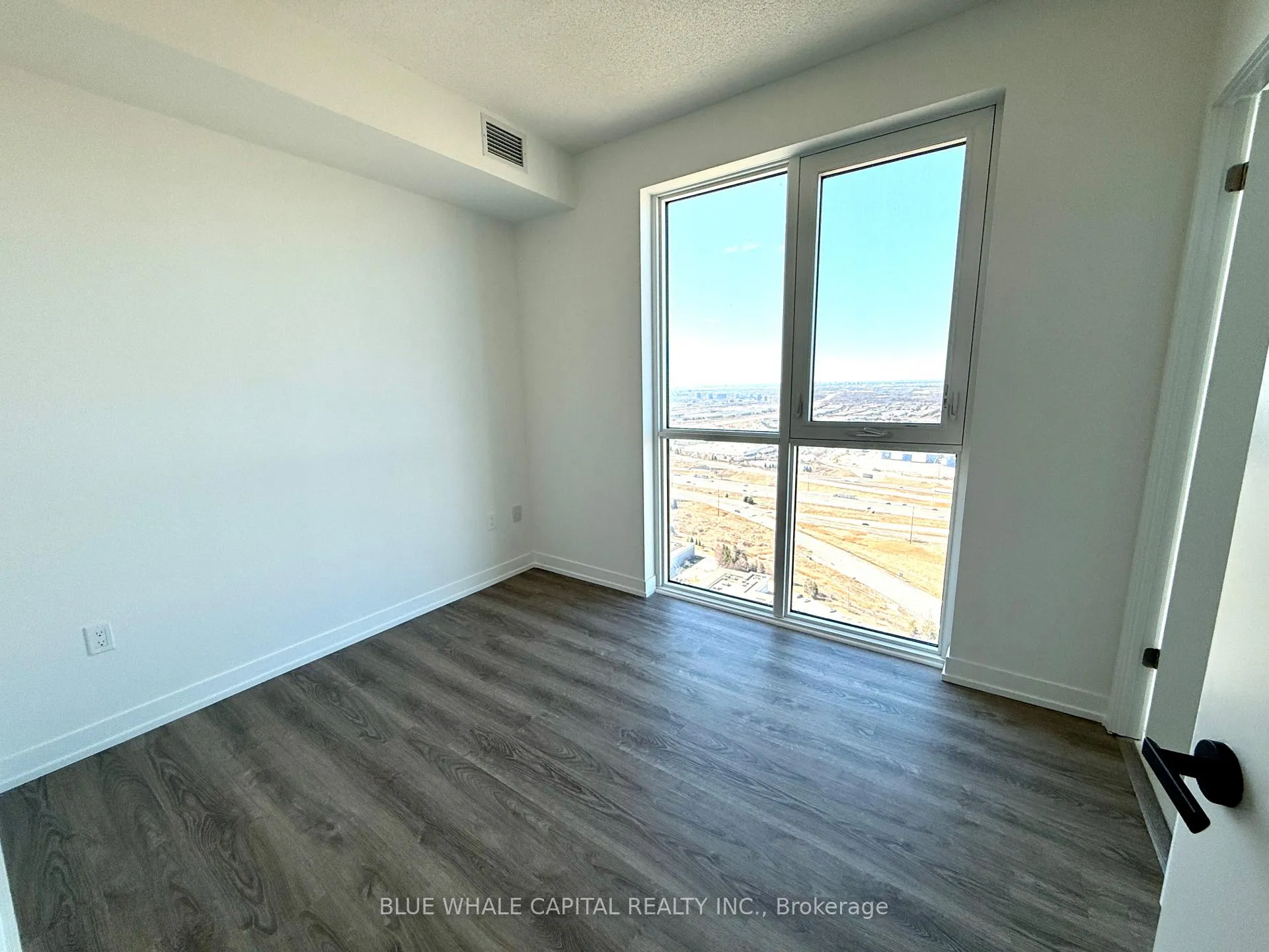 Photo 17 of Unit 4606, 195 Commerce Street, Vaughan, Vaughan Corporate Centre — HOMEH