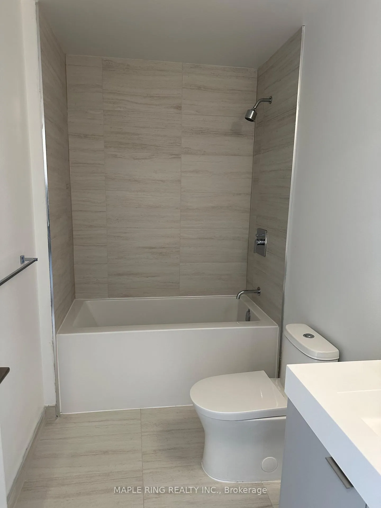 Photo 5 of Unit 1621, 10 Abeja Street, Vaughan, Concord — HOMEH