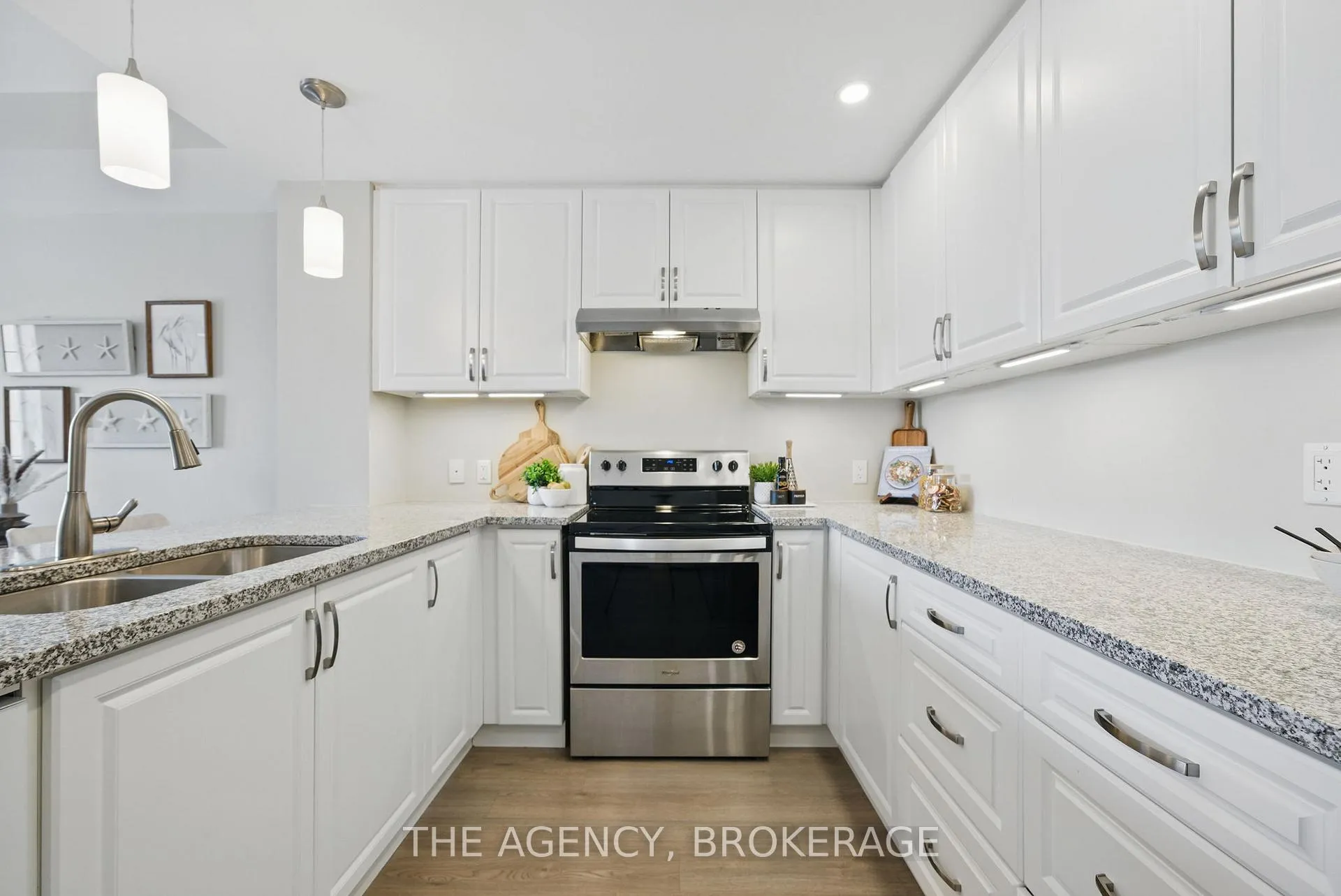 Photo 6 of Unit 315, 21 Brookhouse Drive, Clarington, Newcastle — HOMEH
