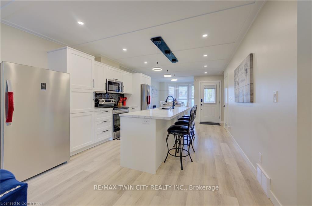 Photo 19 of 6 Hanlon Place, Brant, Paris — HOMEH