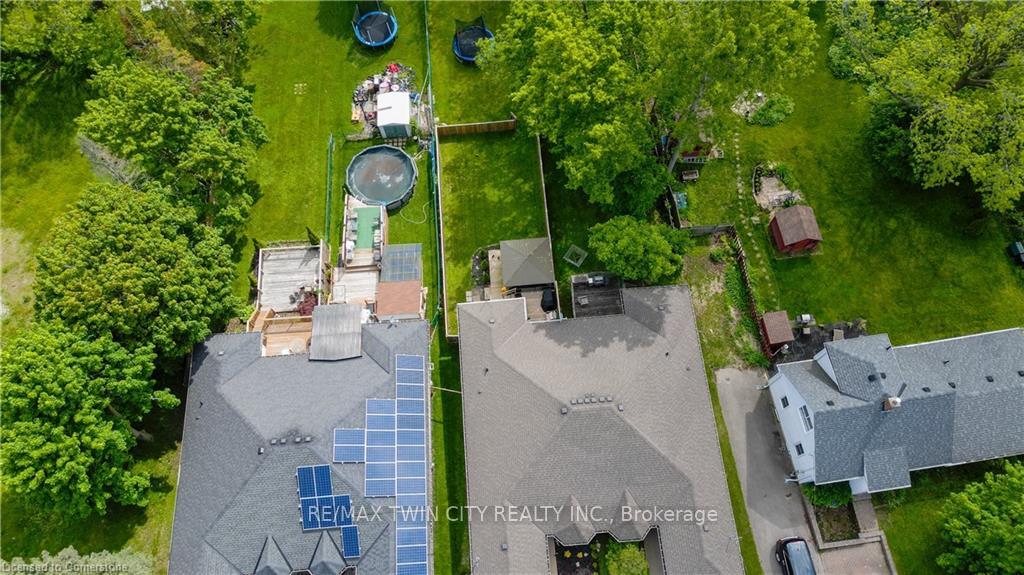 Photo 45 of 6 Hanlon Place, Brant, Paris — HOMEH