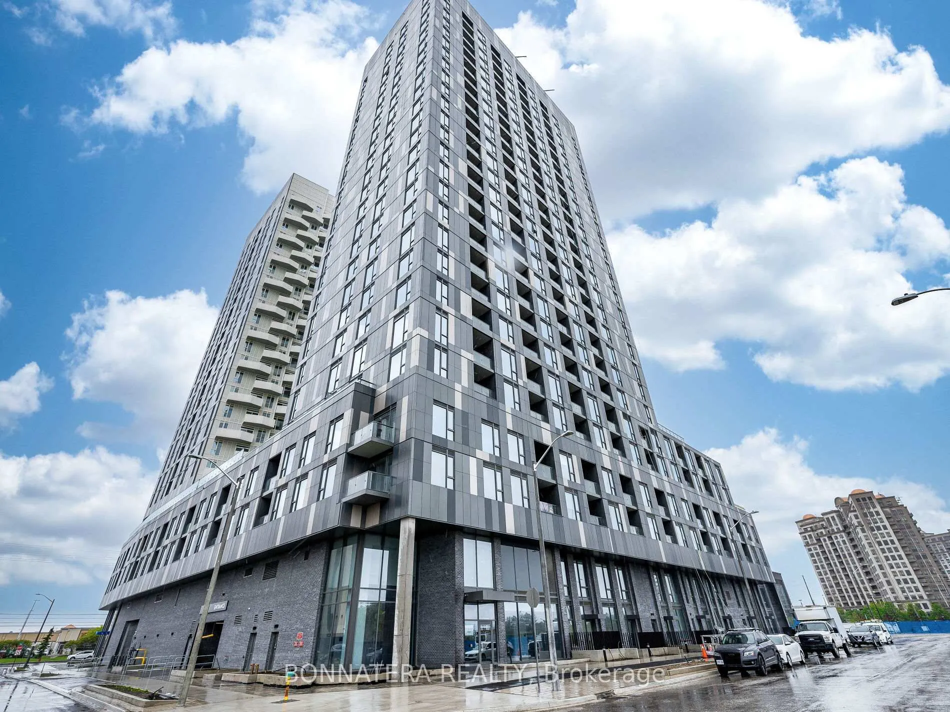 Photo 1 of Unit 1408, 474 Caldari Road, Vaughan, Concord — HOMEH