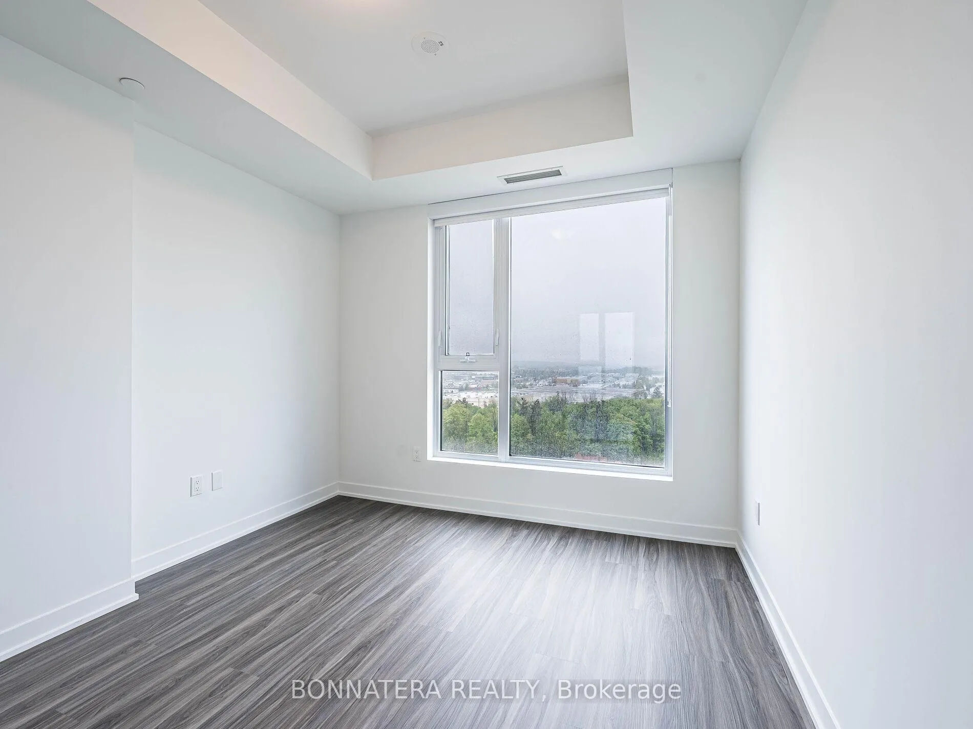 Photo 21 of Unit 1408, 474 Caldari Road, Vaughan, Concord — HOMEH