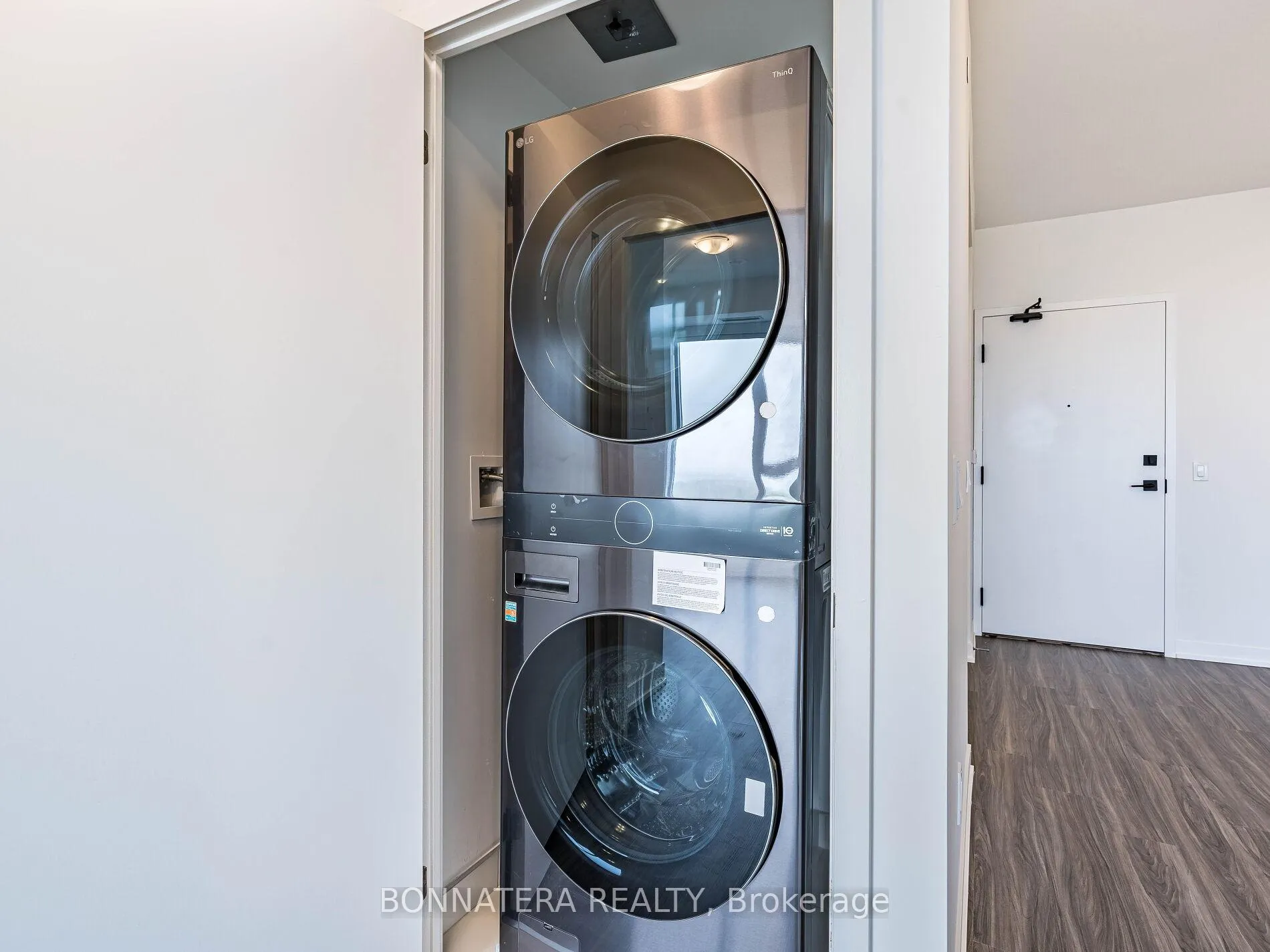 Photo 27 of Unit 1408, 474 Caldari Road, Vaughan, Concord — HOMEH