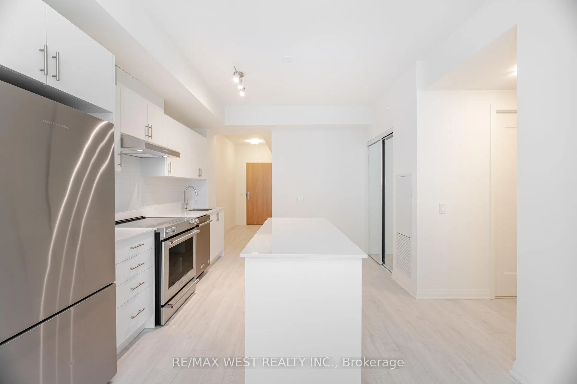 Photo 21 of Unit 2201, 8960 Jane Street, Vaughan, Concord — HOMEH