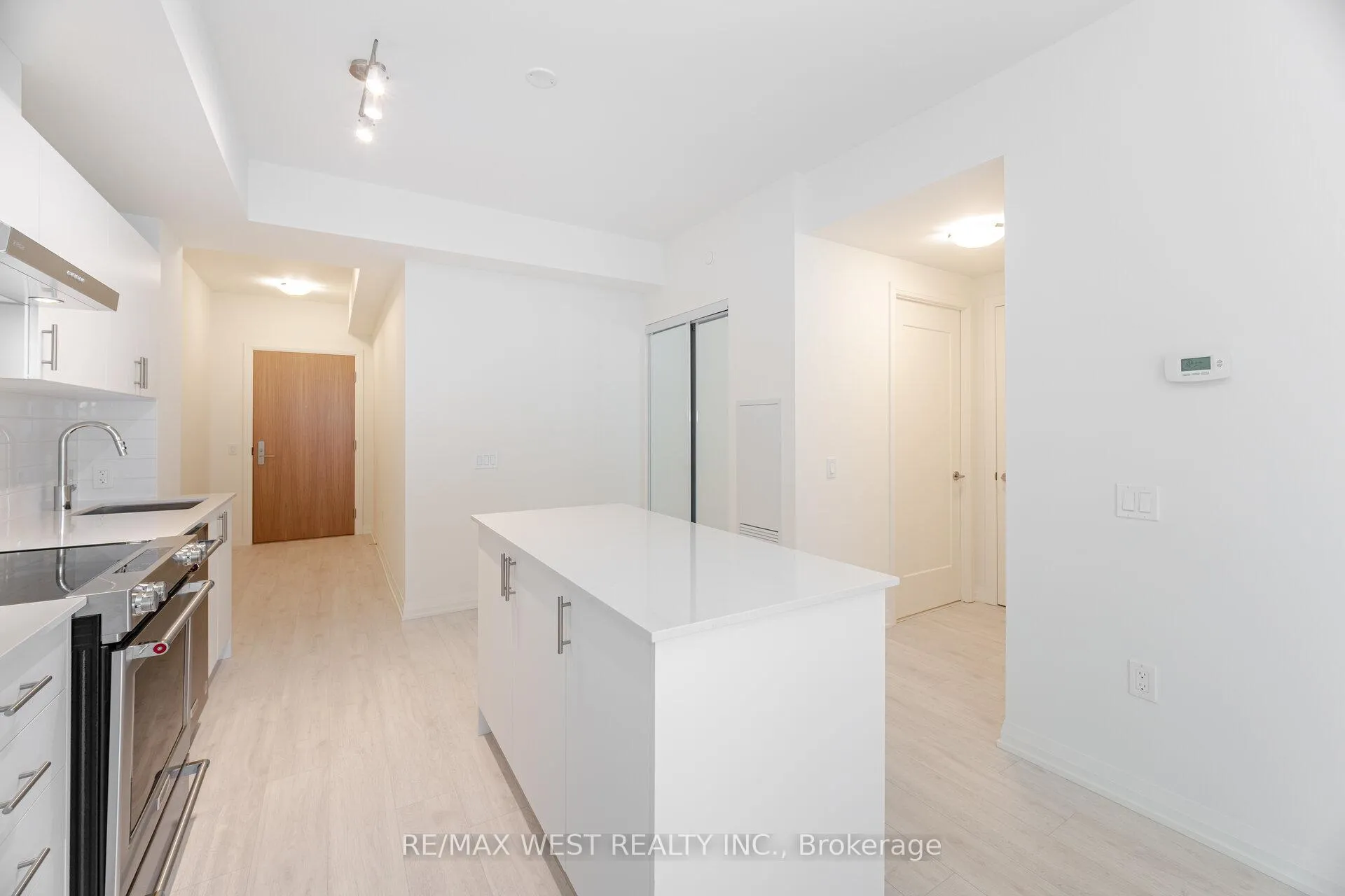 Photo 22 of Unit 2201, 8960 Jane Street, Vaughan, Concord — HOMEH