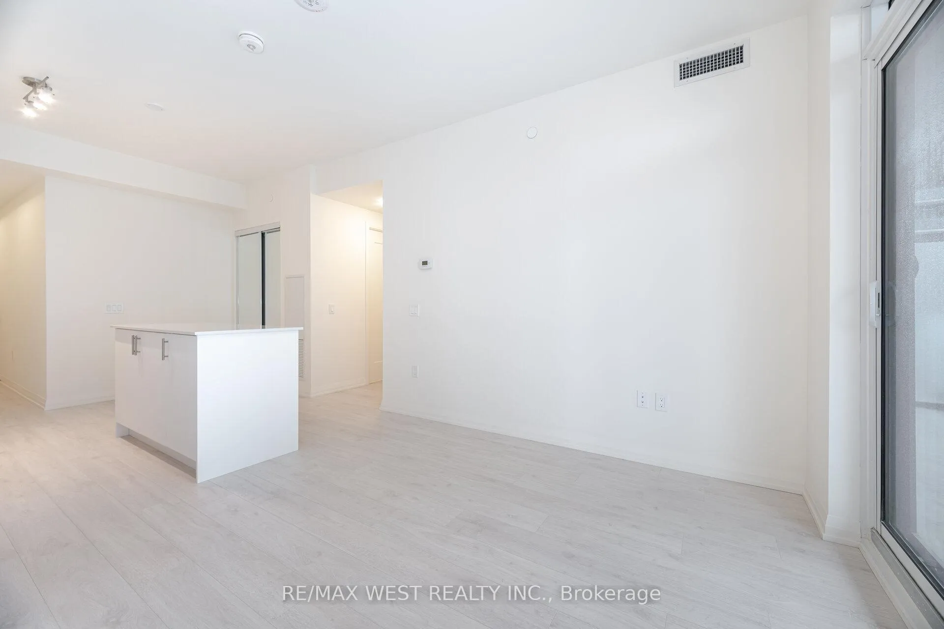 Photo 29 of Unit 2201, 8960 Jane Street, Vaughan, Concord — HOMEH
