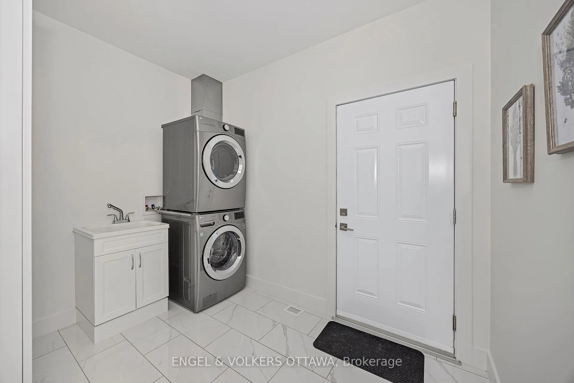 Photo 21 of 19 Synergy Way, Ottawa, Kanata - Kanata (North West) — HOMEH