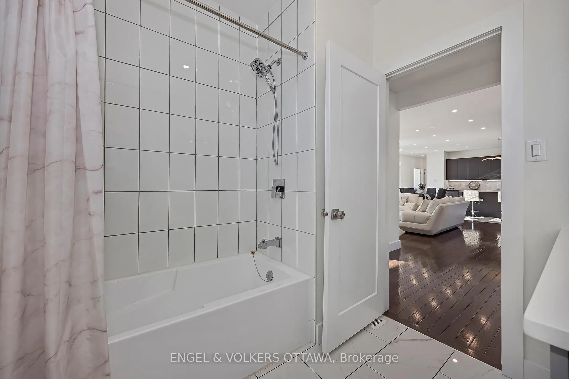 Photo 23 of 19 Synergy Way, Ottawa, Kanata - Kanata (North West) — HOMEH