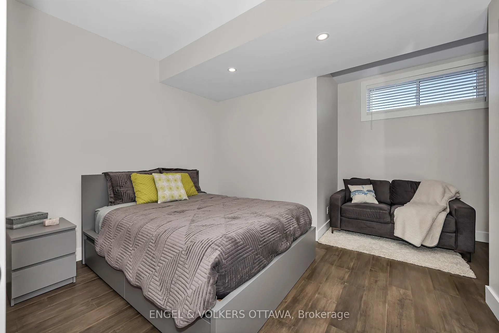 Photo 35 of 19 Synergy Way, Ottawa, Kanata - Kanata (North West) — HOMEH