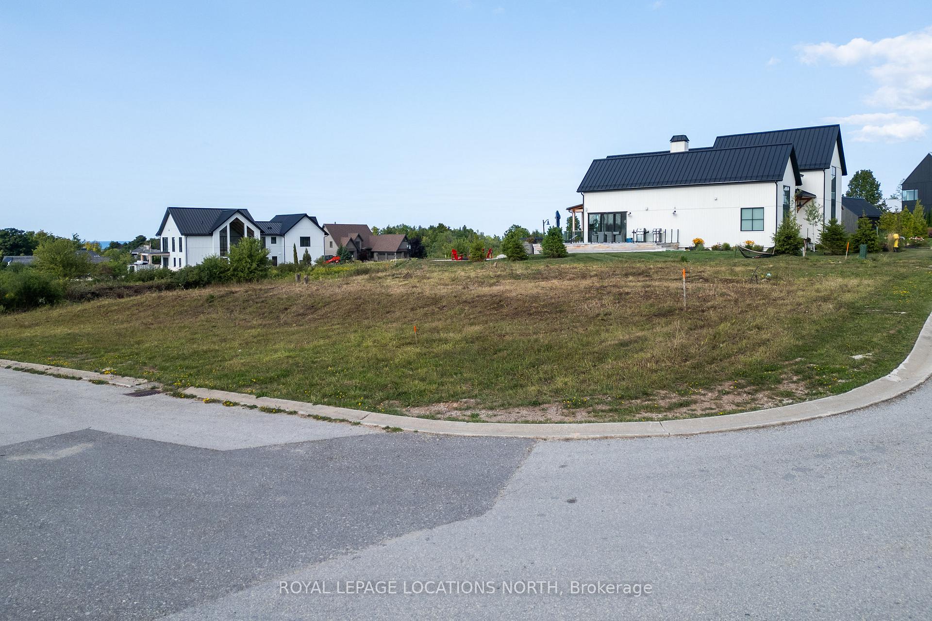 Photo 13 of 121 Maryward Crescent, Blue Mountains — HOMEH