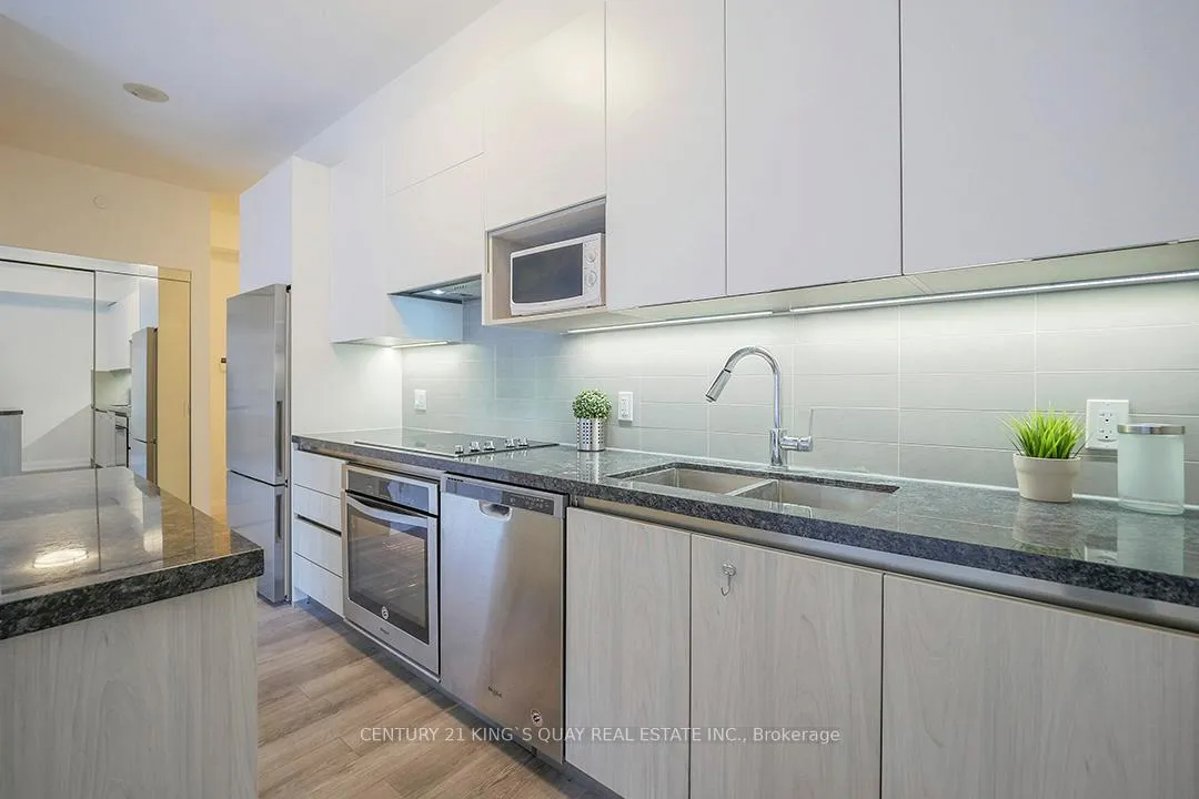 Photo 10 of Unit 501, 15 water walk Drive, Markham, Unionville — HOMEH