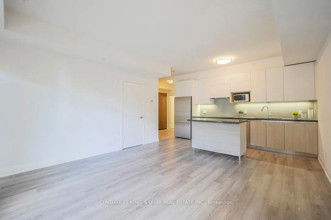 Photo 18 of Unit 501, 15 water walk Drive, Markham, Unionville — HOMEH