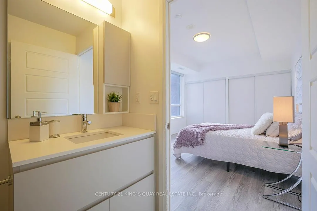 Photo 32 of Unit 501, 15 water walk Drive, Markham, Unionville — HOMEH