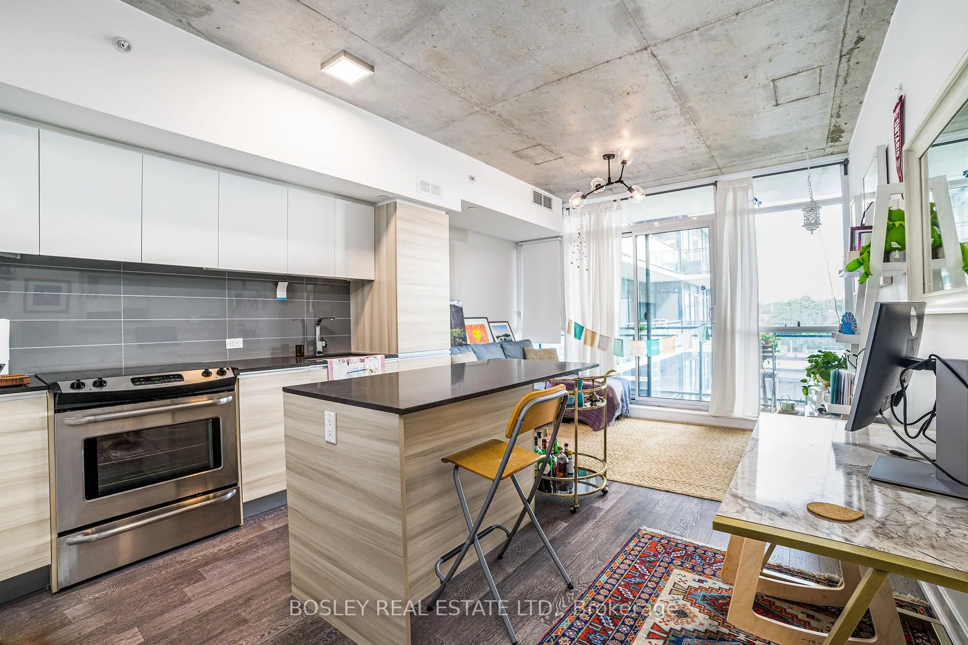 Photo 5 of Unit 601, 1190 Dundas Street E, Toronto, South Riverdale — HOMEH