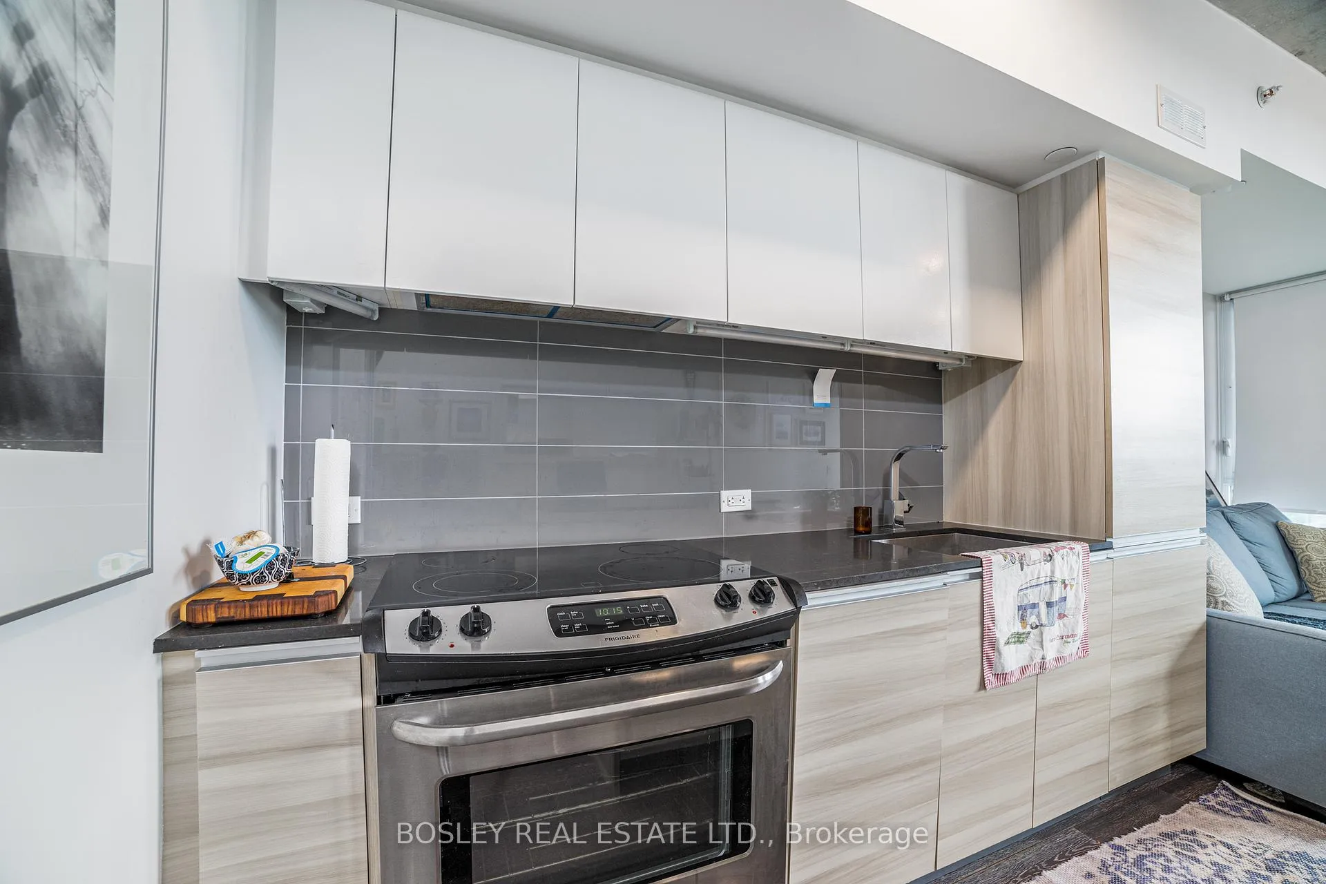 Photo 10 of Unit 601, 1190 Dundas Street E, Toronto, South Riverdale — HOMEH