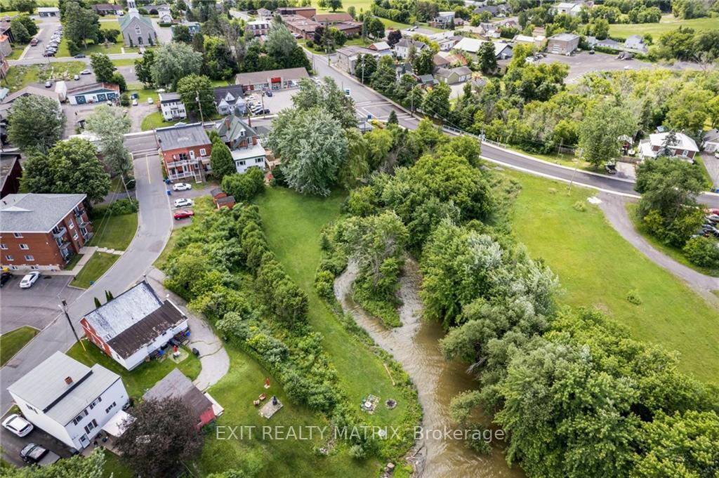 Photo 18 of 1050 King Street, Champlain, L'Orignal — HOMEH