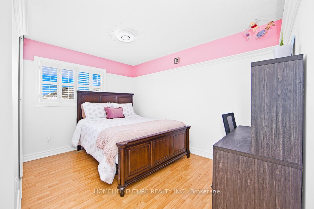Photo 16 of 64 Monk Crescent, Ajax, Central — HOMEH