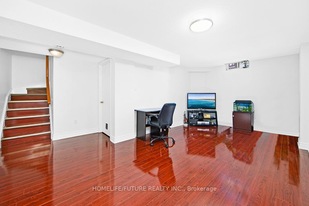 Photo 19 of 64 Monk Crescent, Ajax, Central — HOMEH