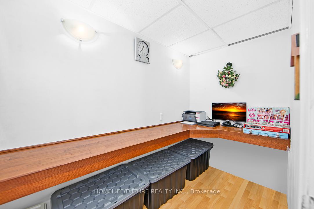 Photo 21 of 64 Monk Crescent, Ajax, Central — HOMEH