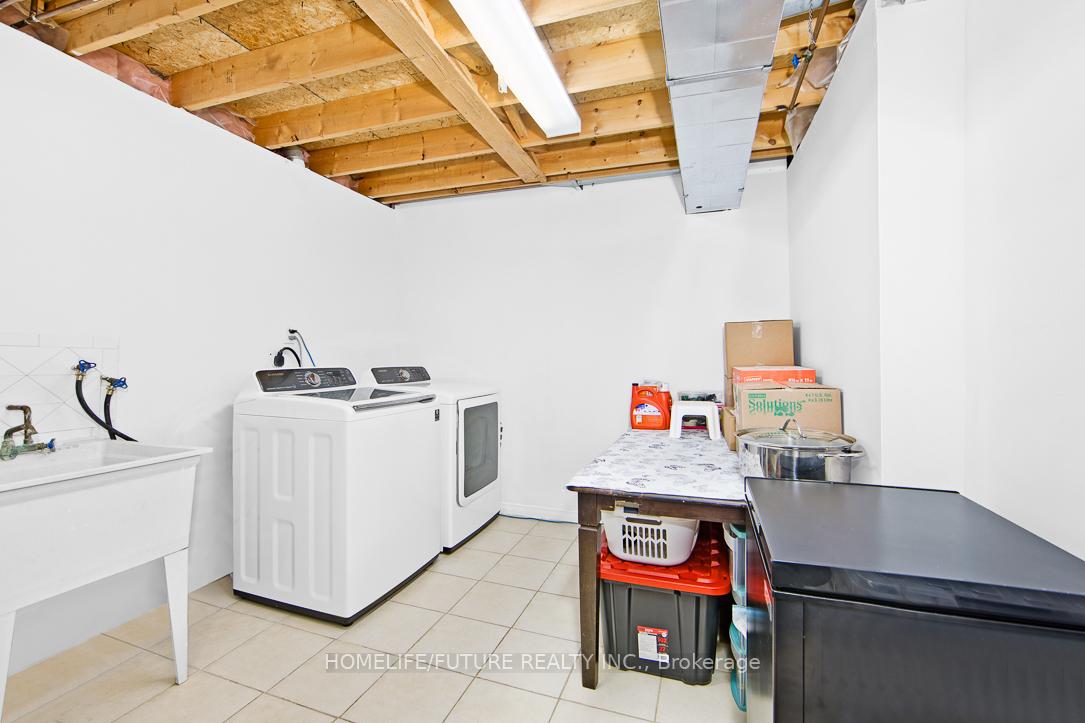 Photo 22 of 64 Monk Crescent, Ajax, Central — HOMEH