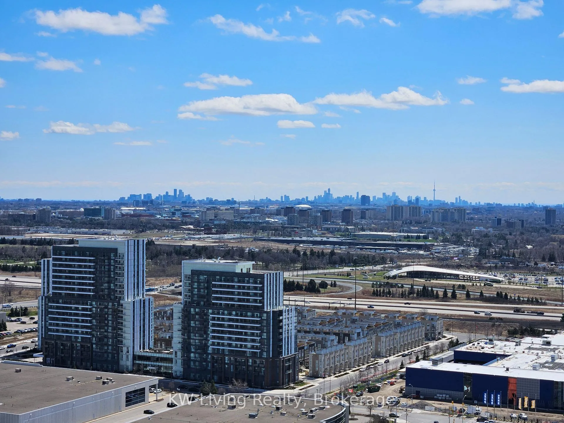 Photo 3 of Unit 3212, 225 Commerce Street, Vaughan, Vaughan Corporate Centre — HOMEH