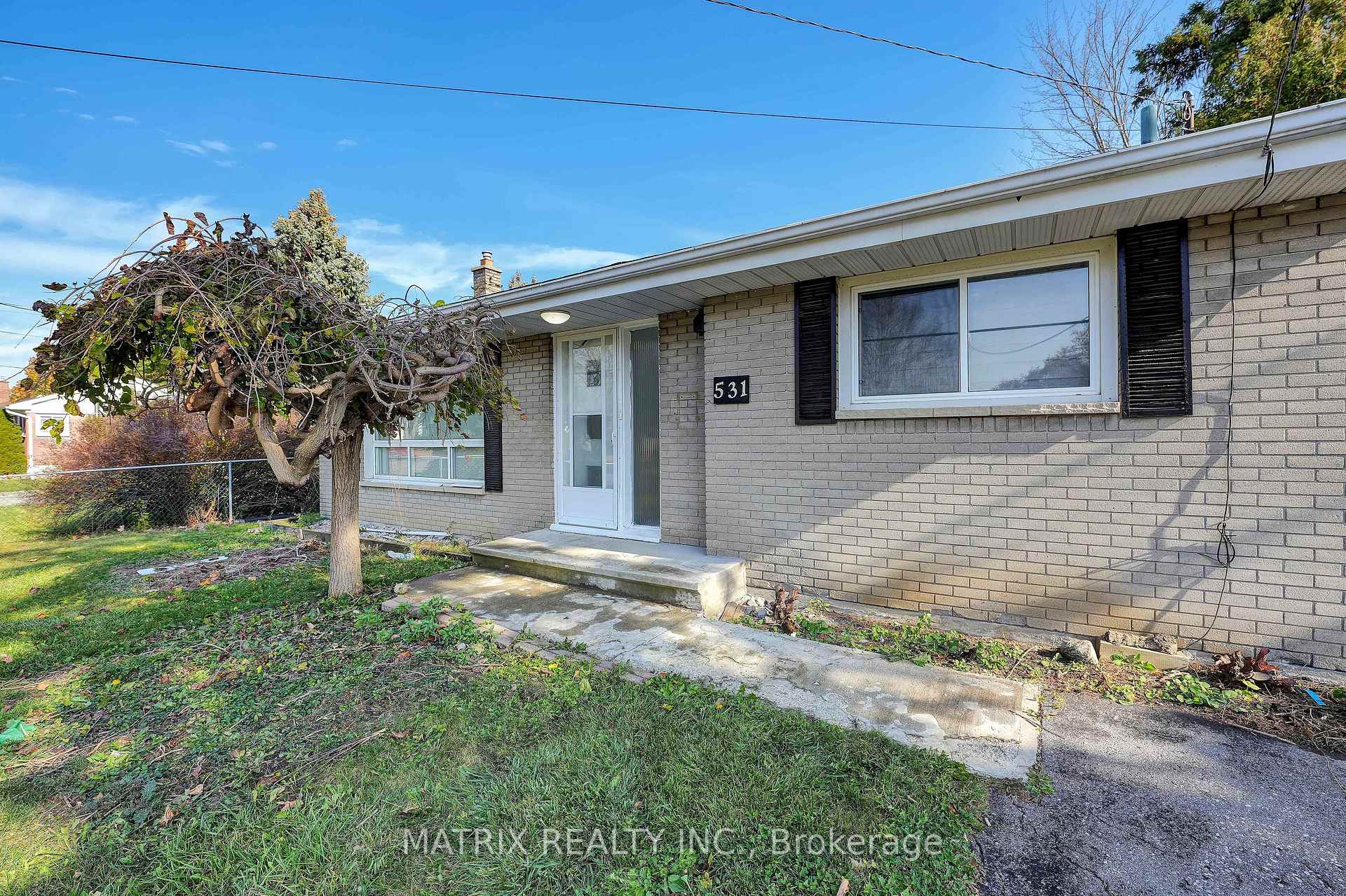 Photo 3 of 531 Sidney Street, Belleville, Belleville Ward — HOMEH