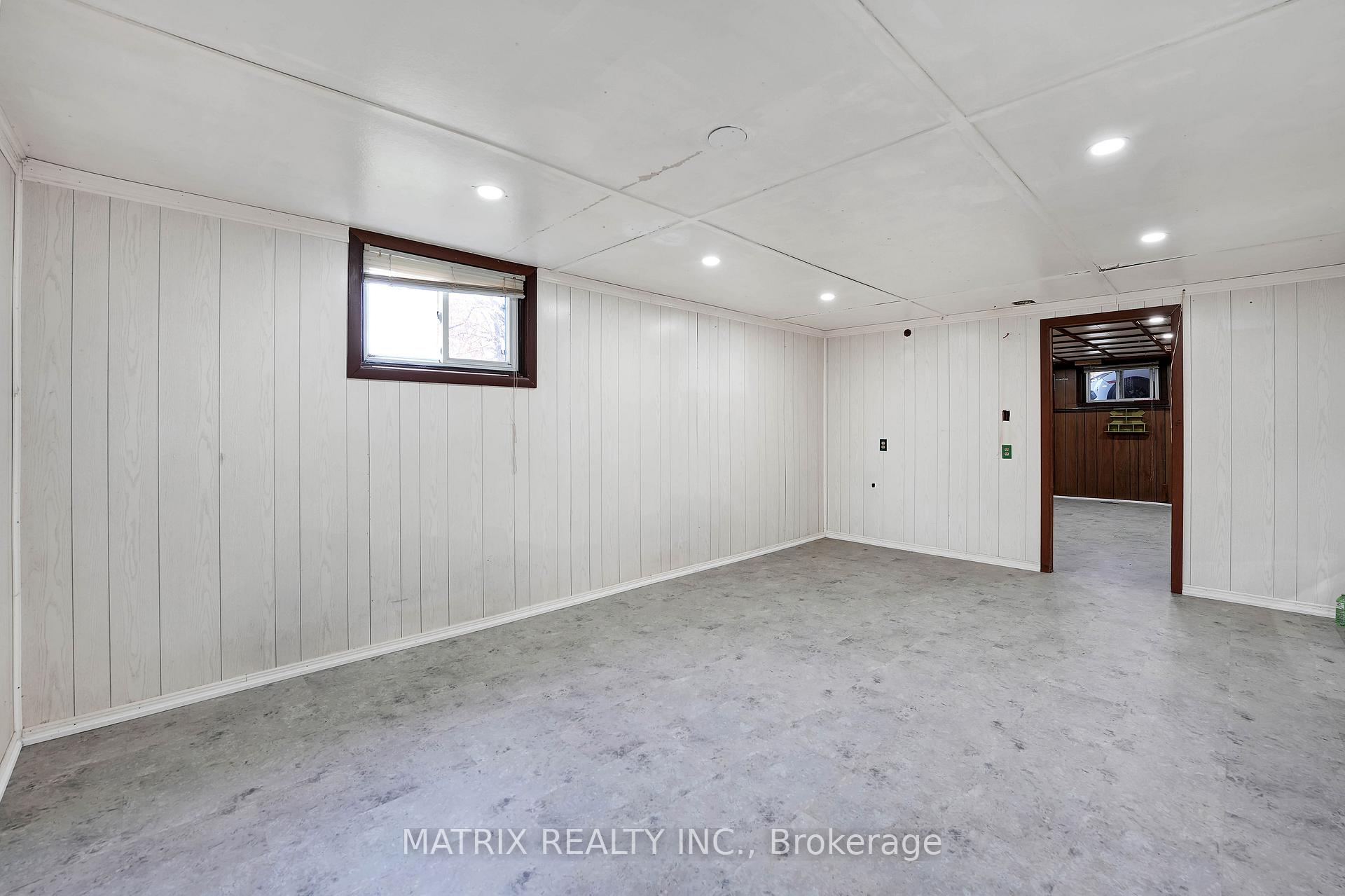 Photo 11 of 531 Sidney Street, Belleville, Belleville Ward — HOMEH