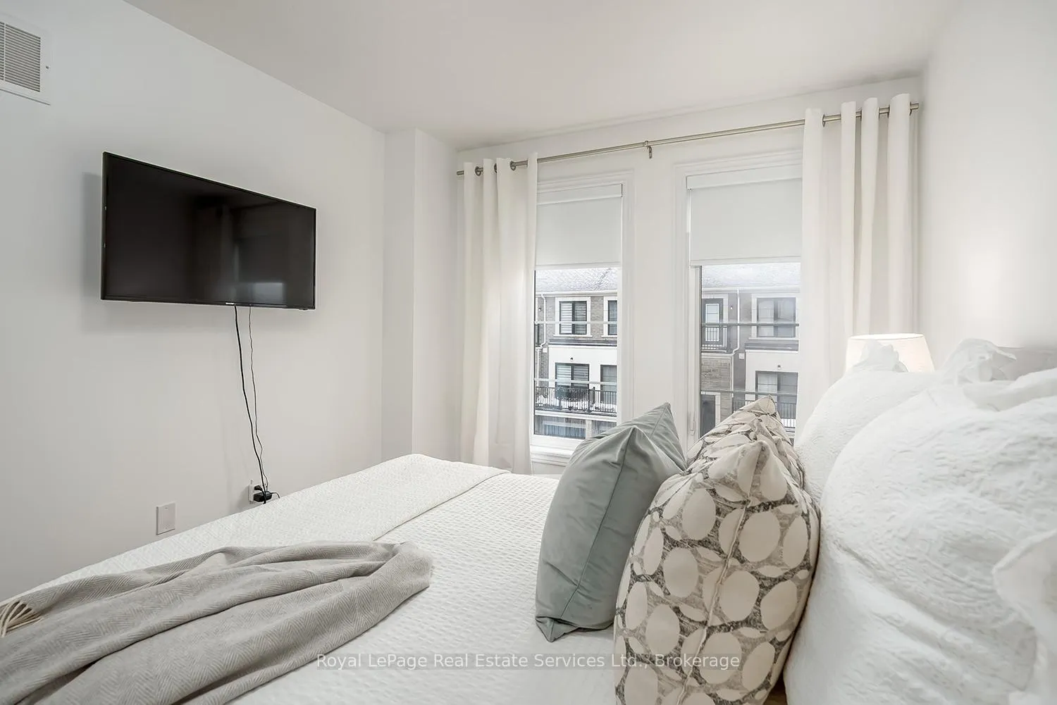 Photo 28 of Unit 34, 383 Dundas Street E, Hamilton, Waterdown — HOMEH
