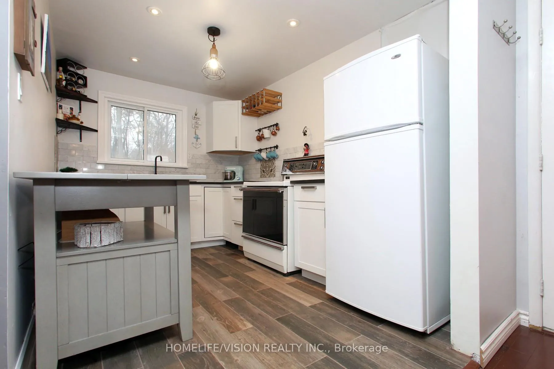 Photo 12 of 1807 Tiny Beaches Road S, Tiny, Rural Tiny — HOMEH