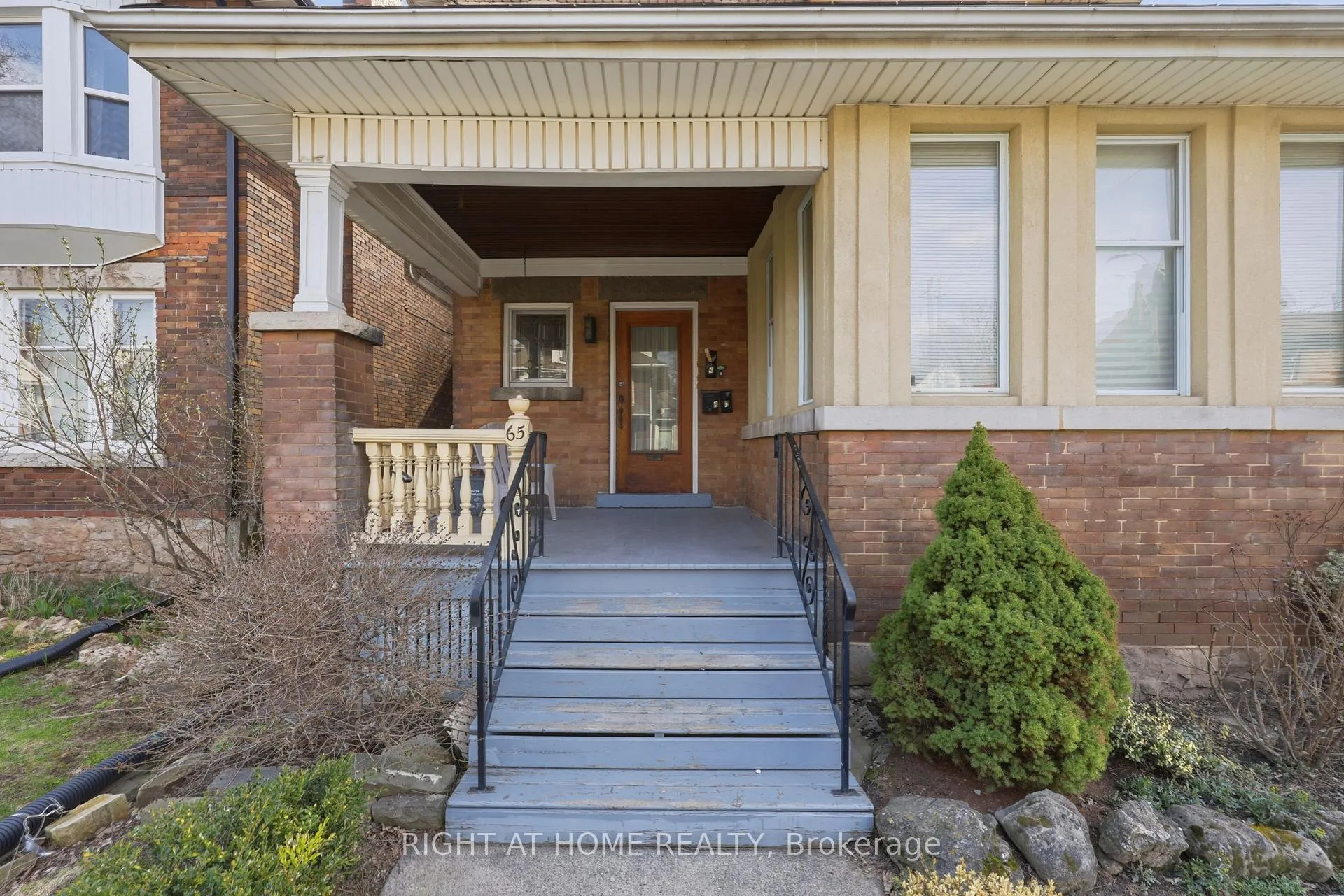 Photo 22 of Unit 2, 65 Fairholt Road S, Hamilton, Stipley — HOMEH