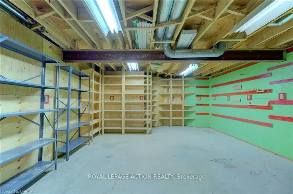 Photo 23 of 92 Twentyplace Boulevard, Hamilton, Rural Glanbrook — HOMEH