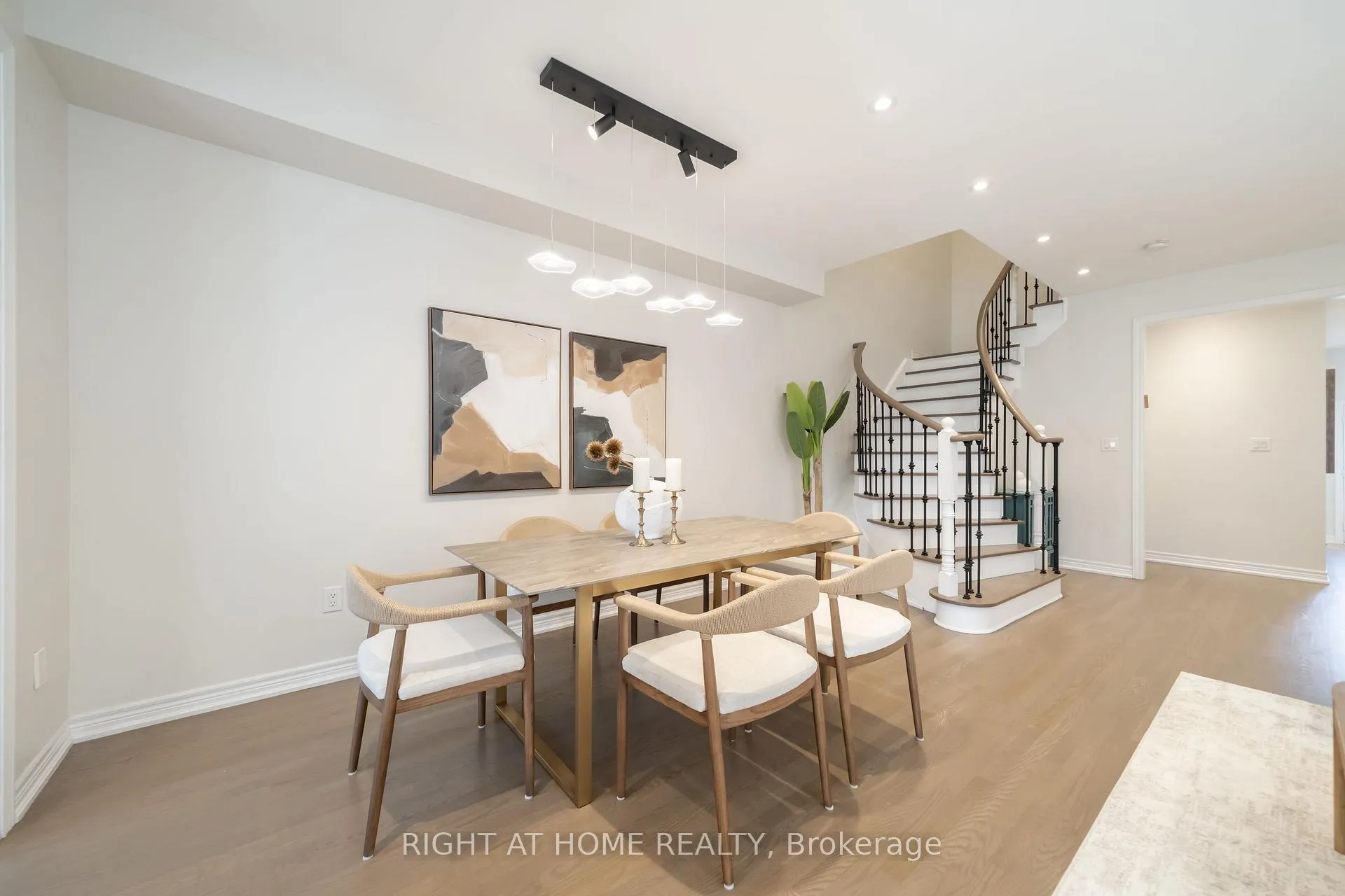 Photo 9 of 14 Lady Loretta Lane, Vaughan, Patterson — HOMEH