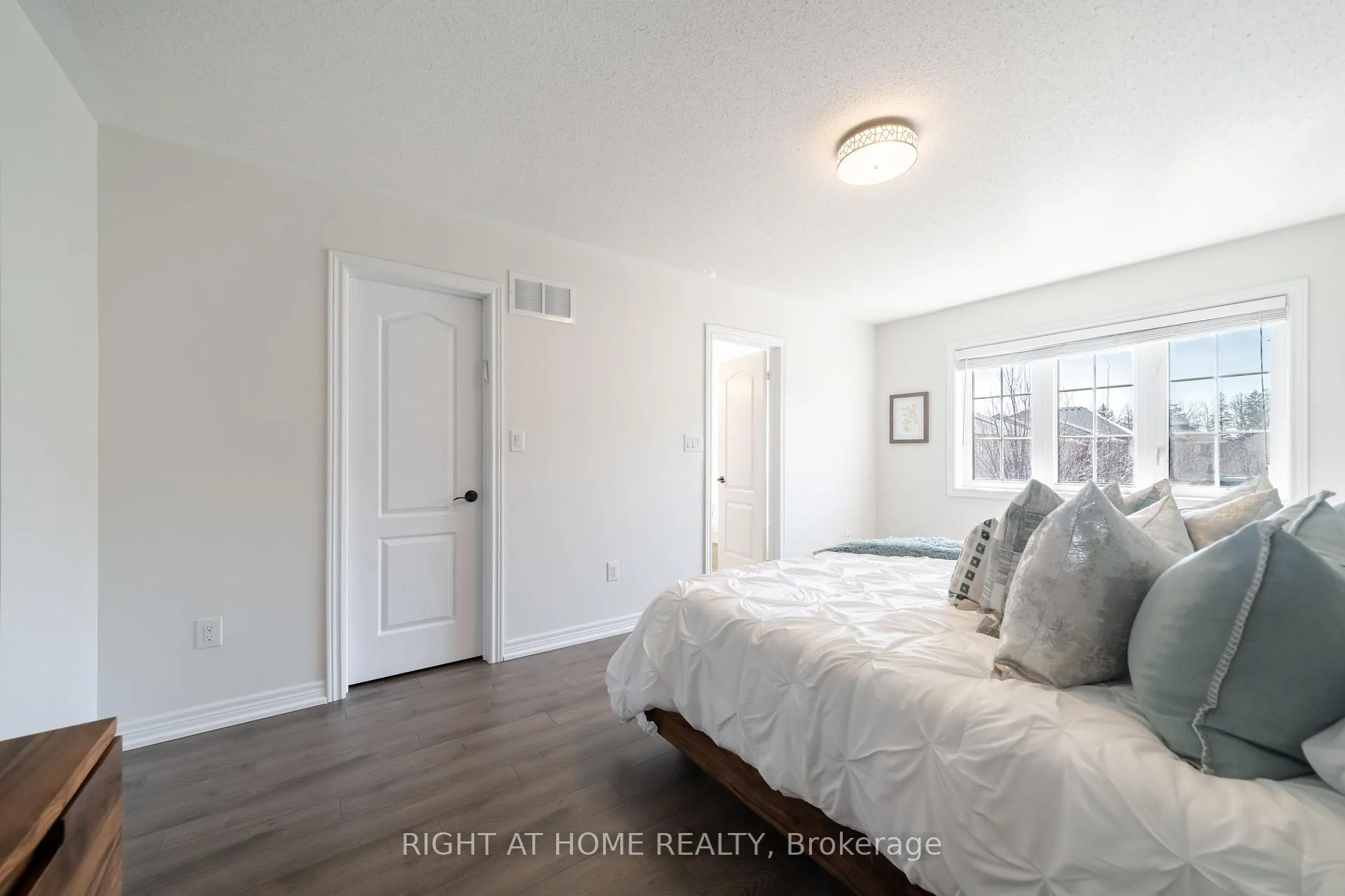 Photo 27 of 14 Lady Loretta Lane, Vaughan, Patterson — HOMEH
