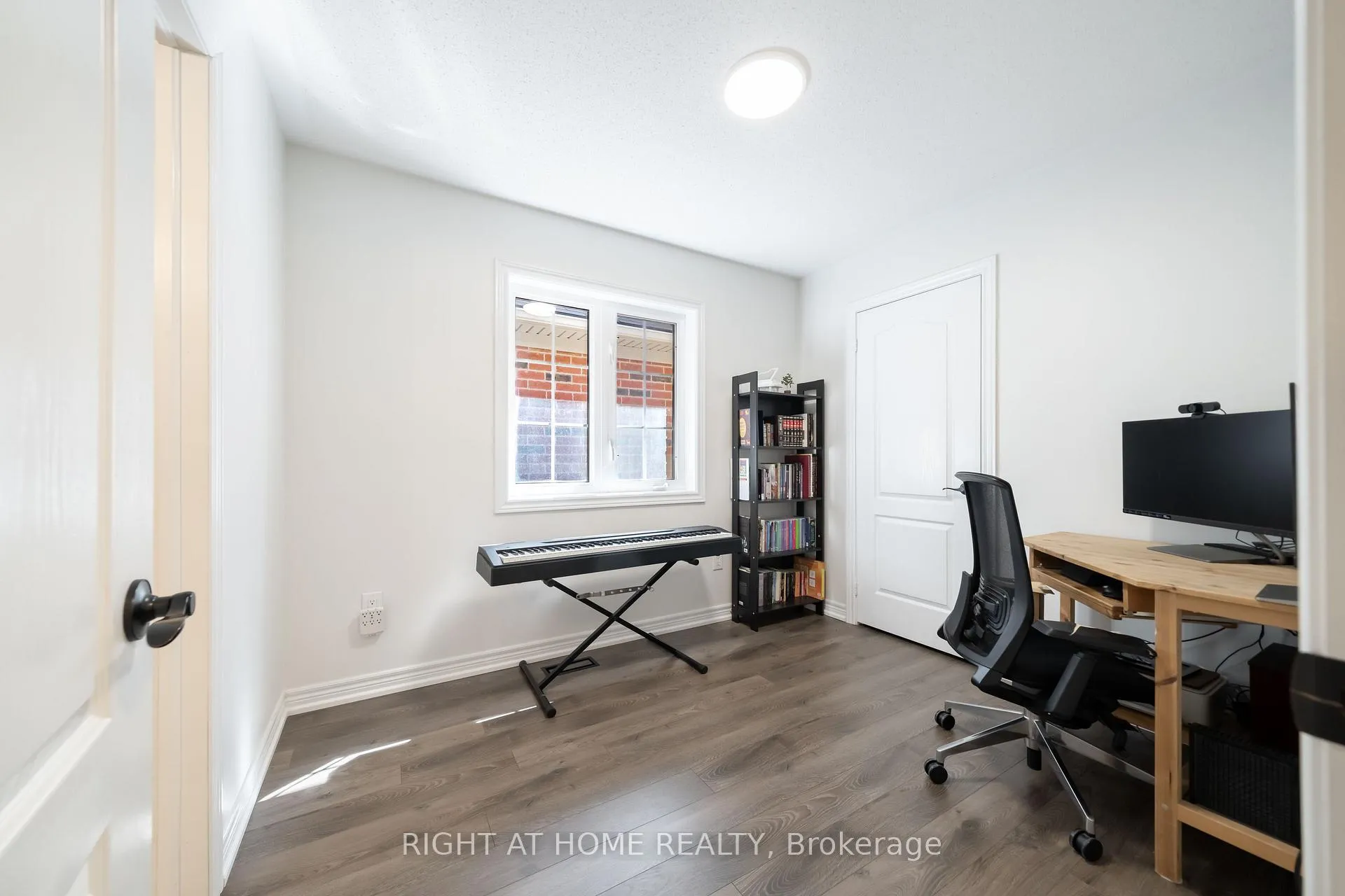 Photo 36 of 14 Lady Loretta Lane, Vaughan, Patterson — HOMEH