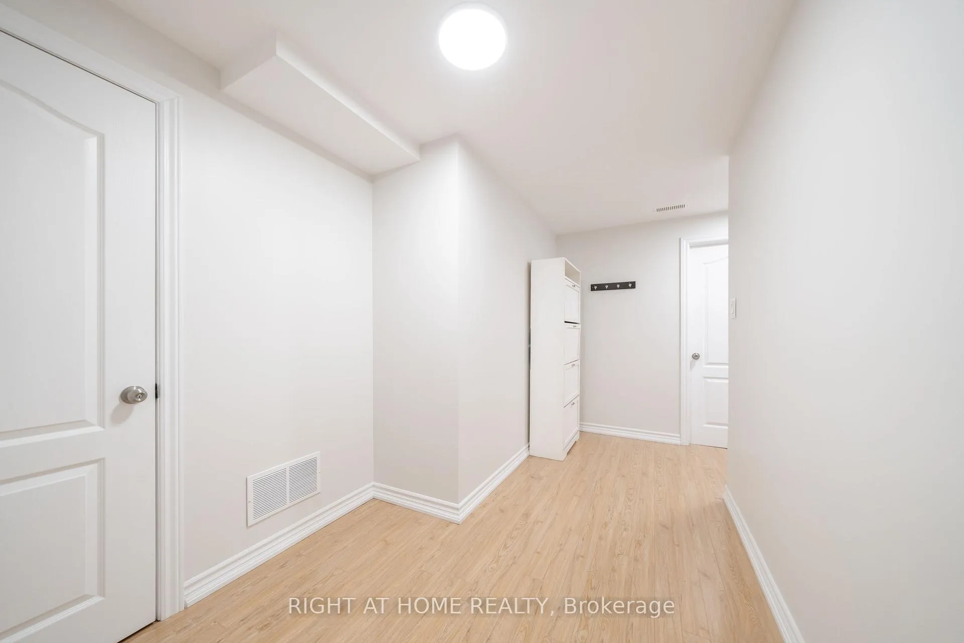 Photo 39 of 14 Lady Loretta Lane, Vaughan, Patterson — HOMEH