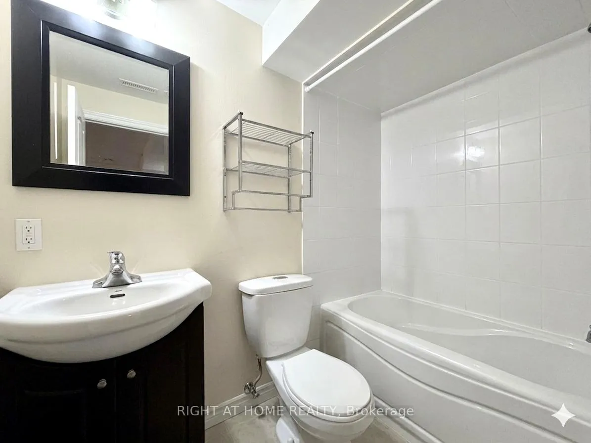 Photo 41 of 14 Lady Loretta Lane, Vaughan, Patterson — HOMEH
